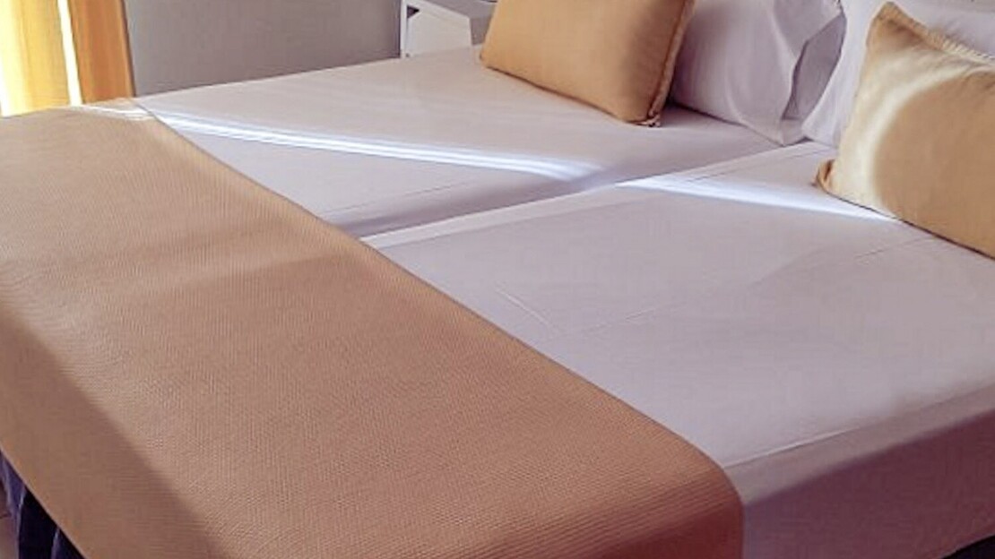 Laguna Park II Apartments